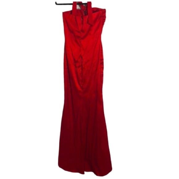 Daisy Red Halter Gown, S - Picture 2 of 6